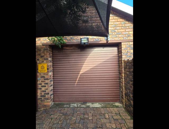 2 BEDROOM PROPERTY TO RENT IN MEYERTON CENTRAL